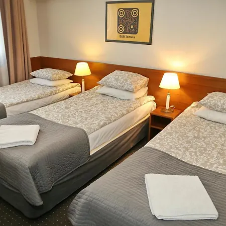 ベッド・アンド・ブレックファスト Tomula 4*