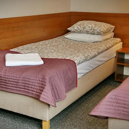 ベッド・アンド・ブレックファスト Tomula 4*