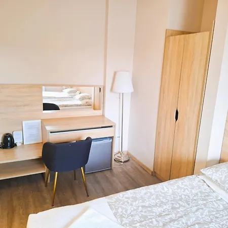 Bed & Breakfast Tomula