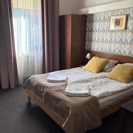 Tomula Bed & Breakfast 4*